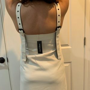 Kenneth Cole white spring time dress size 6